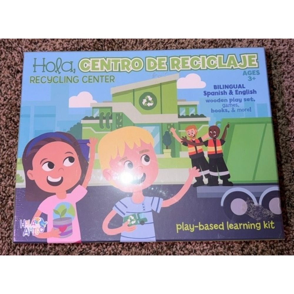 Hola Amigo Recycling Center Bilingual Spanish English Learning Kit Play Set